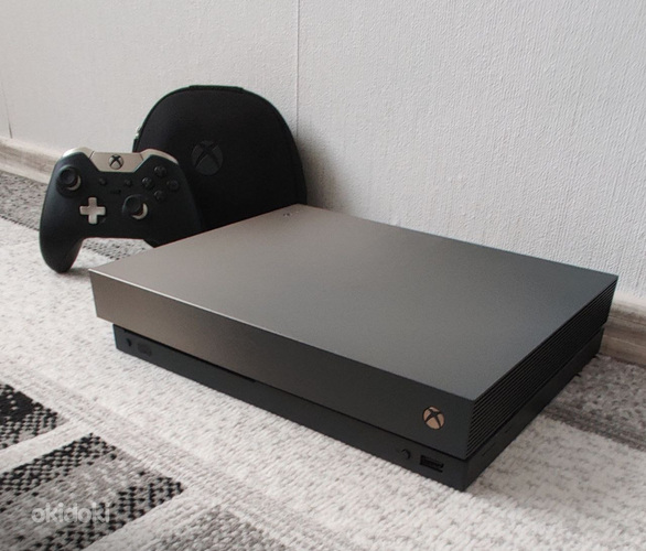 Xbox One (фото #1)