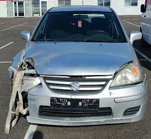SUZUKI LIANA 1.6 78kw 2004 (1 foto / 6)