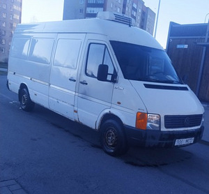 VOLKSWAGEN LT35 BOX 2.5 80kw (1 фото из 8)