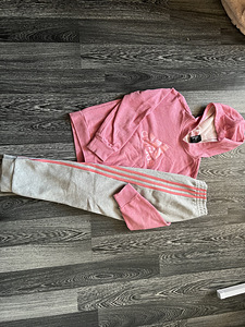 Adidas dressikomplekt s.130-140 (1 foto / 1)