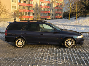 Opel Vectra Irmscher (5 foto / 10)