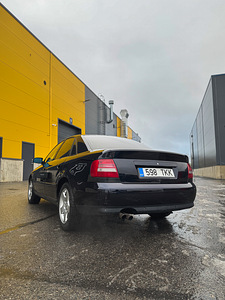 Audi A4 B5 (sedaan) 1.8T 110kW 2000a (5 foto / 10)