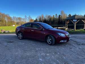 Opel insignia 2009 2l (9 foto / 11)