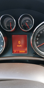 Opel insignia 2009 2l (10 foto / 11)