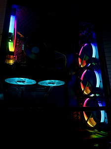 Mängu arvuti r5 3600/rx6600xt full set (6 foto / 6)