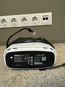 ASUS WL-Router ZenWiFi XT8 AX6600 (2 foto / 3)