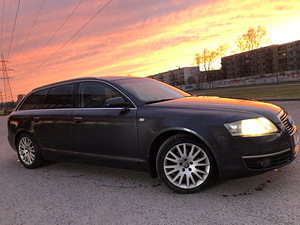 Audi A6 универсал (4 фото из 6)