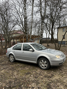 Volkswagen Bora V5 2.3