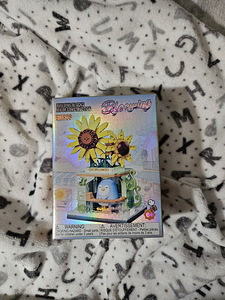 Miniso × Penple Toy – Building Blocks Sunflower (1 foto / 5)