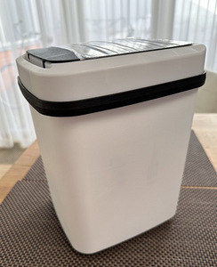 Продам мусорное ведро с датчиком (3 фото из 6)