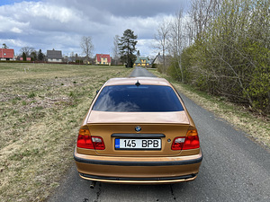 BMW 318i (5 foto / 13)