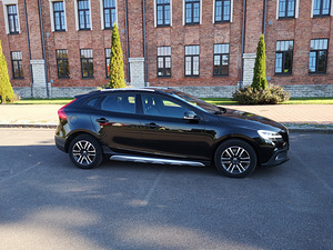 Volvo V40 Cross Country 2.0 88kW (3 foto / 9)