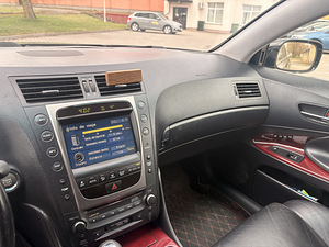 Lexus GS300 (11 фото из 12)