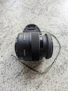 Sony lens 18–55mm F3.5–5.6 SAM II (2 foto / 2)