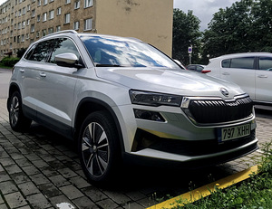 Skoda Karoq Elegance FL 1,5 TSI 110kW (1 foto / 10)