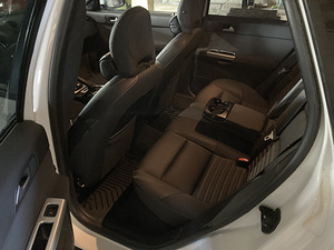 Volvo v50 1.6d 84kw (9 foto / 9)