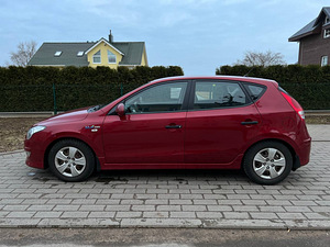 Hyundai i30 (2012) 1.4 80kW (3 foto / 15)