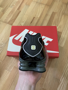 Nike shox size WOMENS 40, new, box a little bit damaged (6 foto / 6)