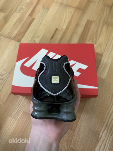 Кроссовки Nike Shox ЖЕНСКИЕ 40 размера, новые, коробка немного повреждена. (фото #6)