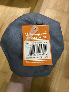 Champion cap, “one size” - 20€ new with tags (2 foto / 4)