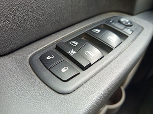 Dodge Journey. Jõuline mahtuniversaal maasturi välimusega! (14 foto / 14)