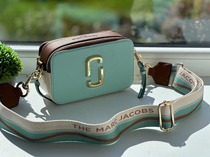 Marc Jacobs сумочки (1 фото из 7)