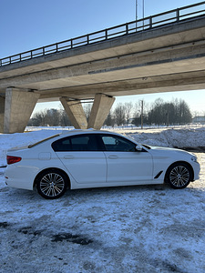 BMW 520d-xdrive g30 (4 foto / 10)