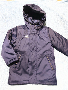 Adidas куртка (1 фото из 1)