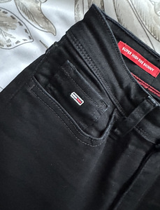 Tommy jeans teksad (5 foto / 9)