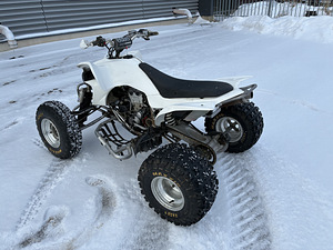 Yamaha YFZ450 (4 foto / 5)