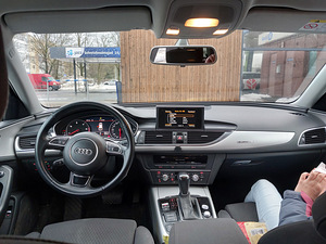 Audi A6 quattro (5 фото из 5)