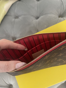 Клатч Louis Vuitton