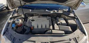 Volkswagen Passat Variant B6 2.0 TDI (5 foto / 9)