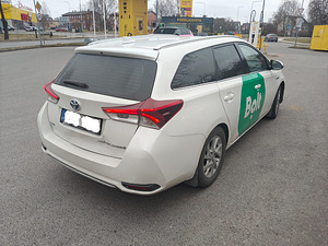 Autorent Toyota Auris hybrid Lpg 2016 (4 foto / 7)