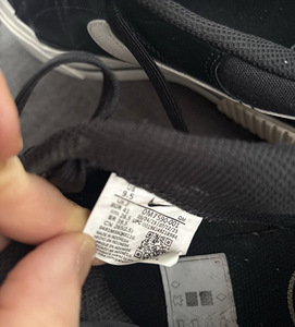 Кроссовки Nike 40,5 (6 фото из 6)