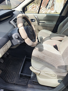 Müüa Renault Megane Grand Scenic 2007 1,9 diisel (7 foto / 8)