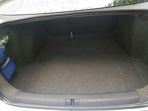VW JETTA 1.6(75kw)2009. (9 foto / 14)