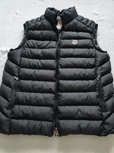 Moncler, uus. XL(L) (1 foto / 3)