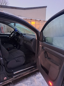 Volkswagen Touran 2.0TDi 100kW 2004 (10 foto / 14)