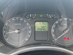Škoda Octavia Combi 1.6 85kw 2008 (5 foto / 8)