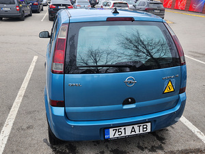 Продается Opel Meriva 1,6 (5 фото из 8)