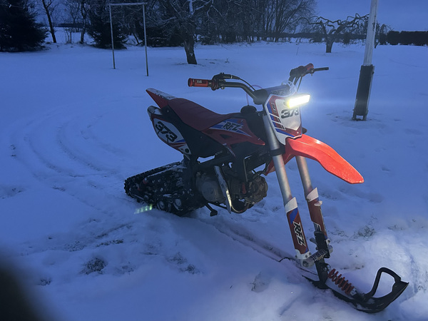 Apollo RFZ y140 + гусеница и лыжа для зимы