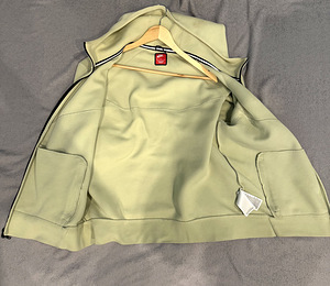 Nike Tech Fleece (3 фото из 5)