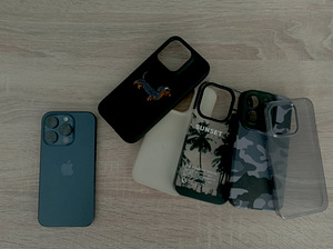 iPhone 15 pro 128Gb (1 foto / 1)