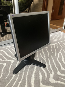 Monitor ViewSonic vp730 (3 foto / 9)