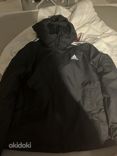 Куртка Adidas M-S новая