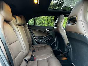 Mercedes-Benz A 180 (11 foto / 15)