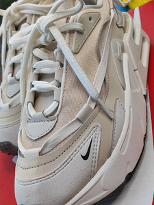 Müüa uued Nike tossud (suurus 38 on väike) (2 foto / 10)