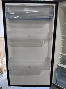 AEG külmkapp. (4 foto / 7)