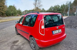 Skoda Roomster 1.2 51kW (4 foto / 14)